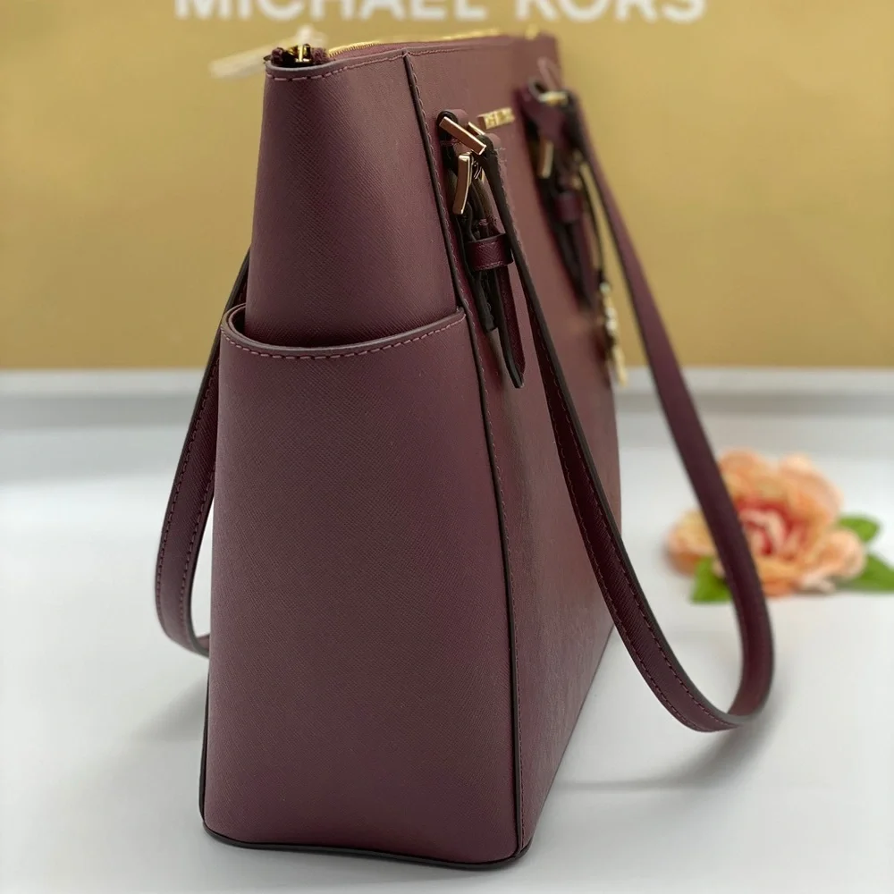 MICHAEL KORS CHARLOTTE LARGE TOP ZIP TOTE Dark sherry color